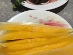 -忘情水鱼头·鲜鱼火锅(滨江中路店)