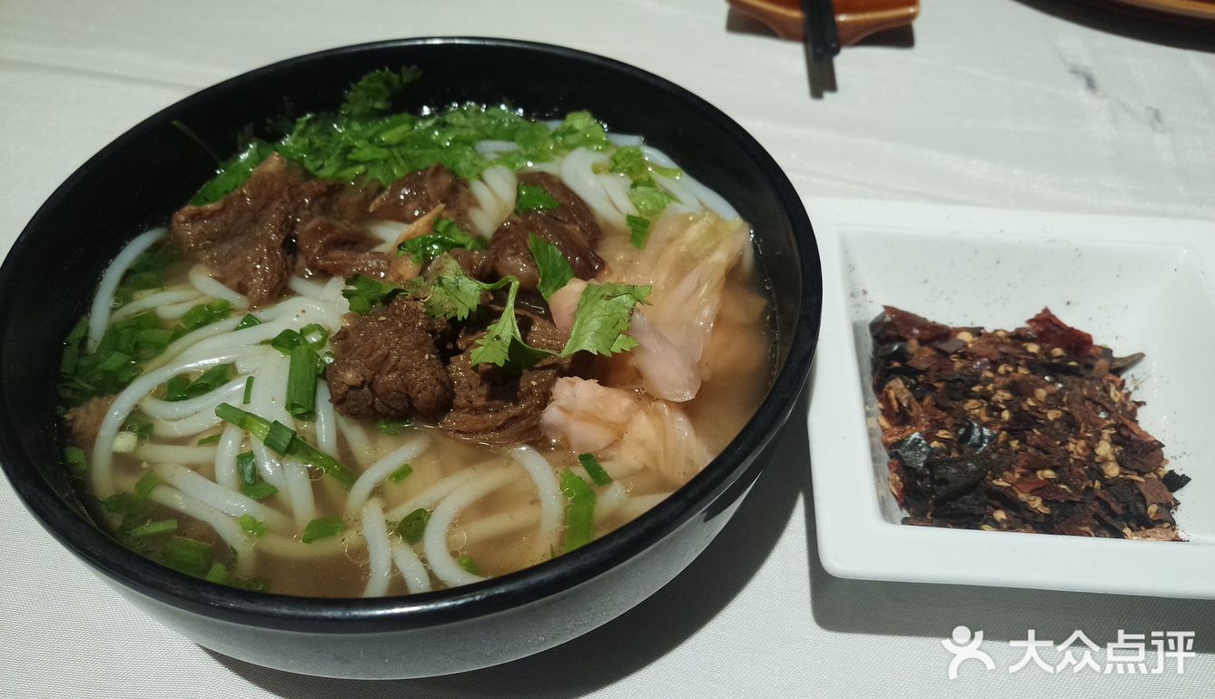 好像还是头一回吃这个菜系，很吃得惯哟