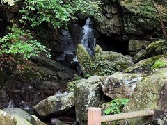 -藏龙百瀑风景区