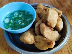 炸豆干-正宗棉湖甜汤春卷店