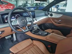 -上海星瀚奔驰4S店(红柳路店)