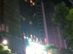 -深圳罗湖东门步行街亚朵X酒店