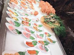 -雍容荟帝王蟹活龙虾展台自助(IFS黑金店)