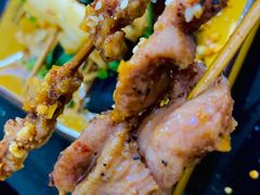 -上上签·冷锅串串(六灌路店)