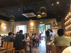 大堂-串大叔炭火烤串·鸡西大冷面刀削面(总店)