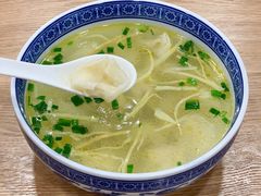 老城门泡泡馄饨-老苏州大客堂·苏帮菜·松鼠桂鱼·苏州传统小吃(观前街人民商场店)