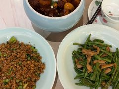 -荷花亭·湖北融合菜(中商广场店)