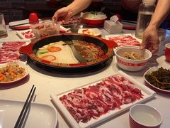 -渝小红重庆老火锅(民星公园店)