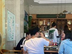 大堂-三姐妹·海鲜大排档
