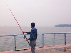 -上海滴水湖皇冠假日酒店