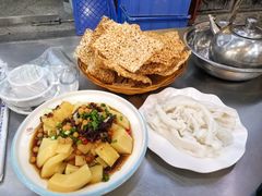 -邹胖哥好好吃餐馆(荔波美食街店)