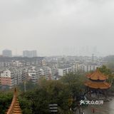交通： 交通便利，坐地铁到复兴路，吃了个饭走两步就到