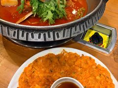 -喇喇排骨火锅·传统韩式脊骨汤(望京西园总店)