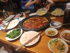 -舒家大院重庆老火锅(纪念塔店)