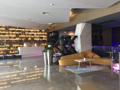 大堂休息一角-苏州平江万达广场美居酒店