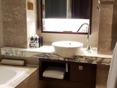 -上海龙之梦万丽酒店