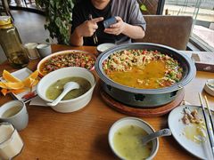 -盐帮食坊•小河帮川菜(四川师大店)