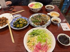 -大龙碗老北京炸酱面(工农路店)