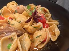 -阿妮叶李(光谷世界城店)