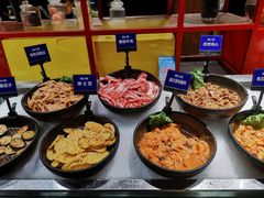 -钱小奴创意自助餐厅·山野黑猪肉畅吃(苏州昆山招商花园城店)