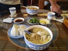 -笑来喜馄饨小笼工坊店(湖滨街店)