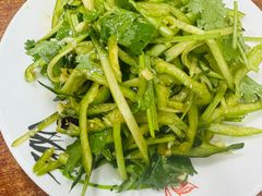 老虎菜-启子大馅饺子