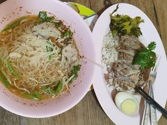 -马里奥明星猪脚饭