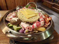-恩你小木屋·韩式料理(假日广场店)