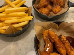 -必胜客(尹山湖歌林公园店)