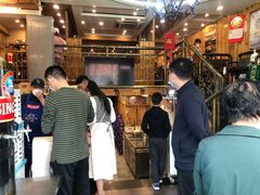 等位区-老东镇啤酒屋海鲜加工·蒸汽海鲜·海鲜烧烤(台东店)