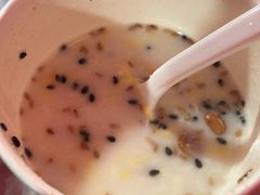 -清真老马家国华牛奶鸡蛋醪糟(正宁路店)