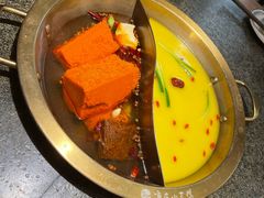 -小天鹅火锅·一线江景洪鼎旗舰店(洪崖洞店)