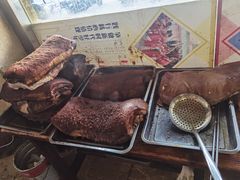 -小龙大肉面馆