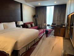 -广州天河希尔顿酒店