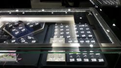 -威德钻石-克拉钻大本营(南京东路店)