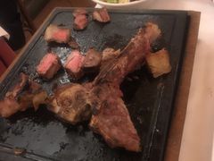 -奥斯特牛排馆(美第奇宫店)