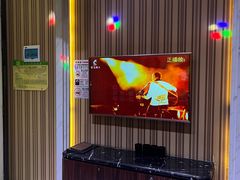 -皇马纯KTV·量贩·聚会(民治店)