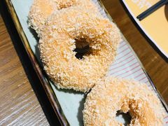 炸虾饼配泰国梅子酱-帕蓝·暹罗料理(大学路店)