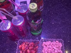 -皇马纯KTV·量贩·聚会(民治店)