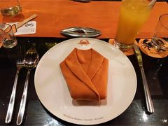 餐具摆设-Ministry of Crab(科伦坡店)