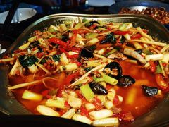 -三叔特色自贡菜(中海国际店)