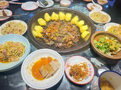 -鱼窝棚柴火铁锅炖(富山屯店)