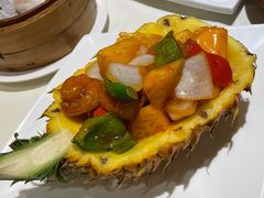 菠萝咕噜虾球-衡山汇·高级粤菜(霄云路店)