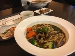 -康师傅私房牛肉面(申虹店)
