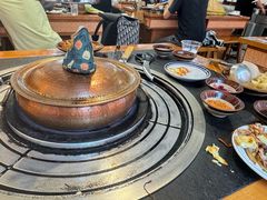 -阿山卓·野生菌火锅·纳西火塘烤肉