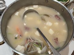 -新丁香海鲜酒店(银海商贸城店)
