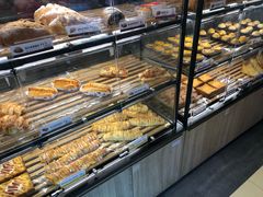 面包甜点陈列柜-85度C(生甜甜圈研究工坊·上海松江人民北路店)