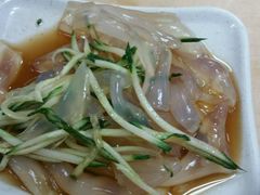 -亮亮面馆(经六路店)