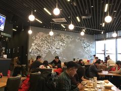 大堂-汽车博物馆主题餐厅