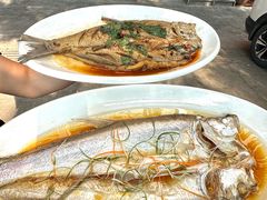 -丹水桥地锅鱼·翘嘴鲌·地方特色全鱼宴(丹江口大坝店)